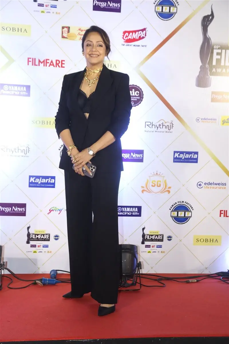 Tollywood Celebraties at Filmfare Awards South 2024 Red Carpet